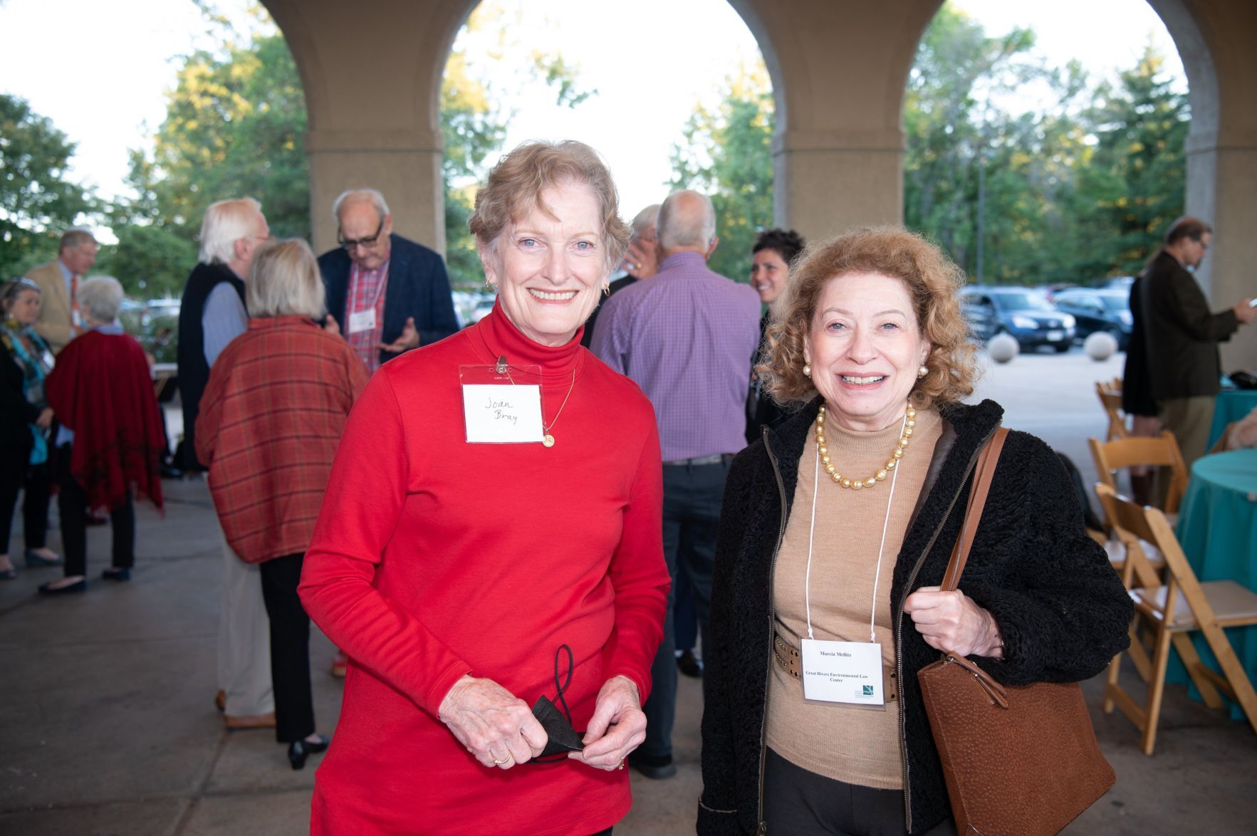 Joan Bray, Marcia Mellitz